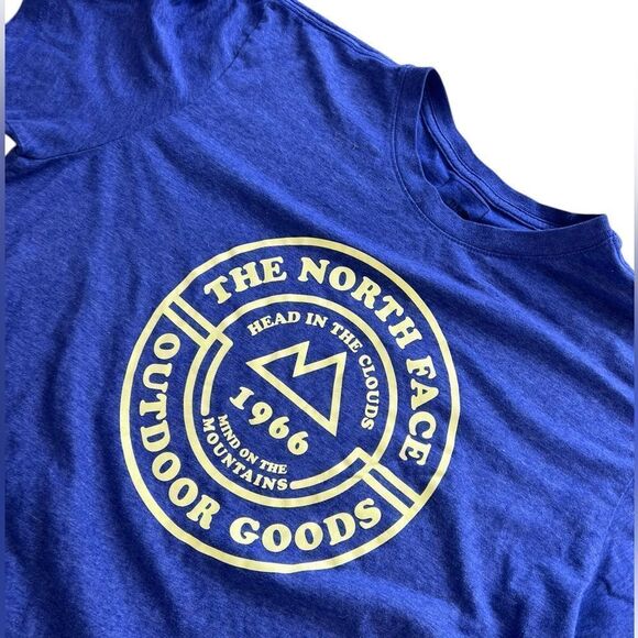 The North Face Men’s T-Shirt Large, Head in the Clouds 1966 - Picture 2 of 4